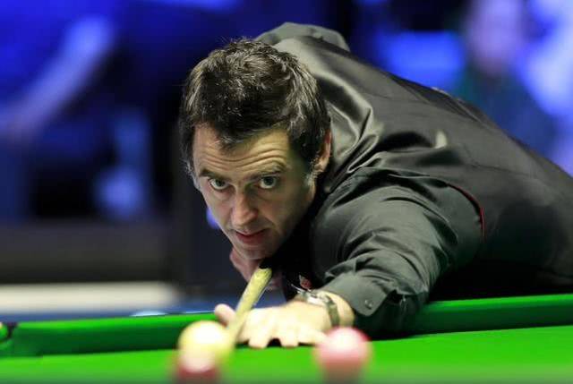 发生的滑雪 发生的滑雪