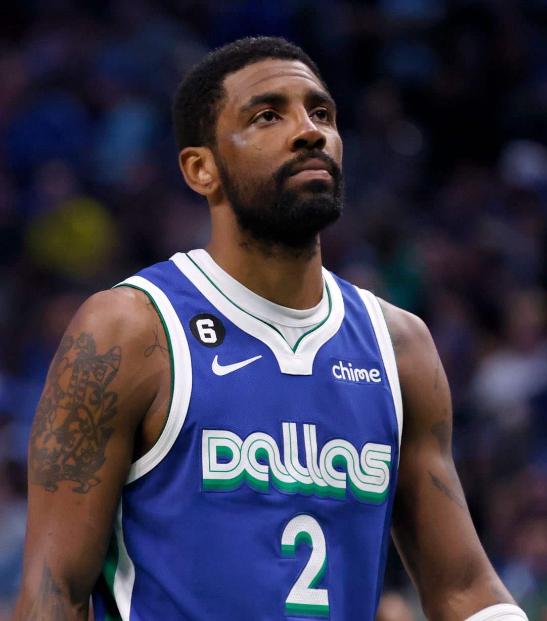 轻易挖角 轻易挖角