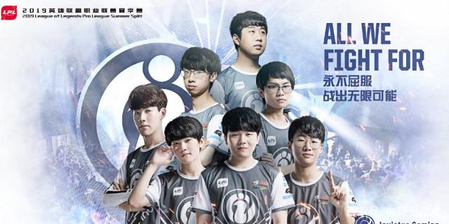 的中场体系 的中场体系