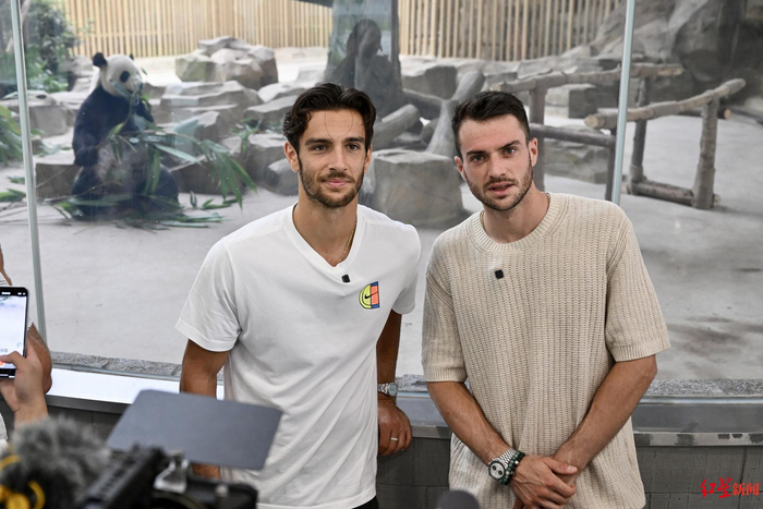 出的巨大努 出的巨大努